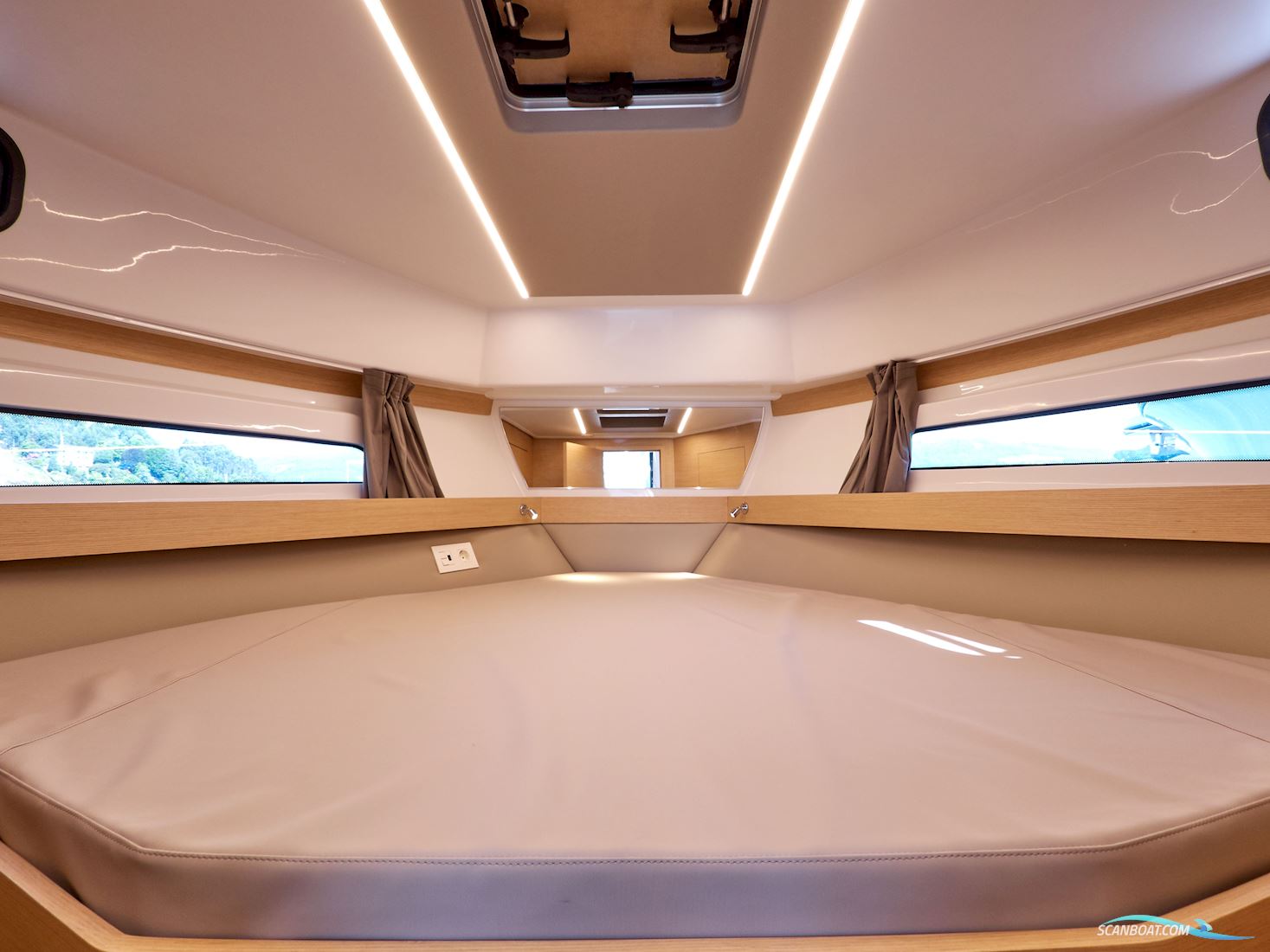 Rodman 1090 Evolution Flybridge