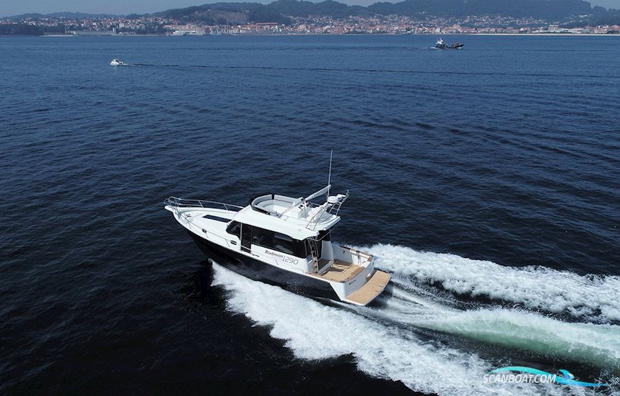 Rodman 1290 Evolution Flybridge