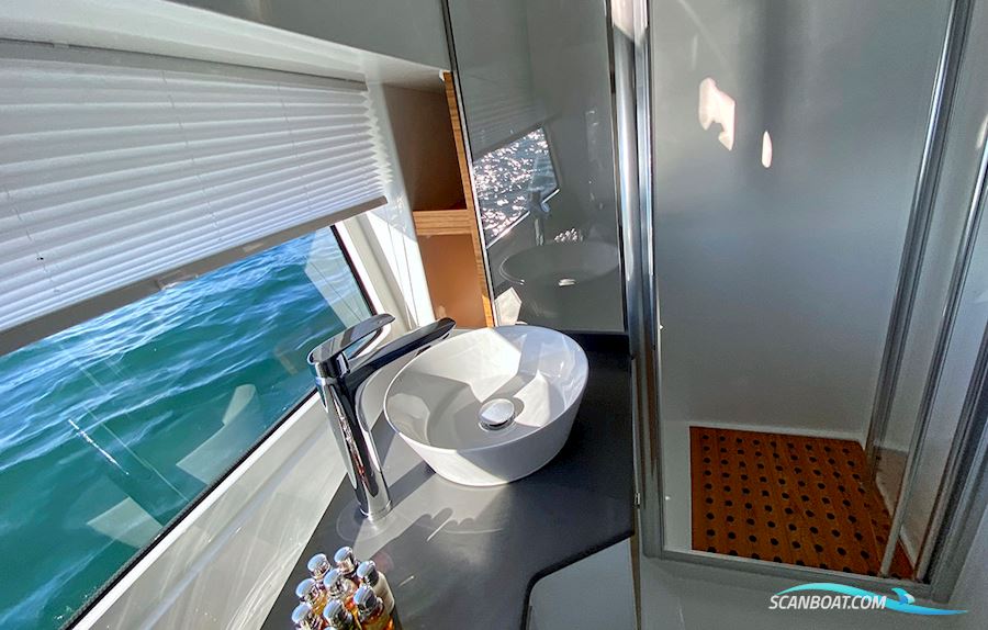 Rodman 1290 Evolution Flybridge