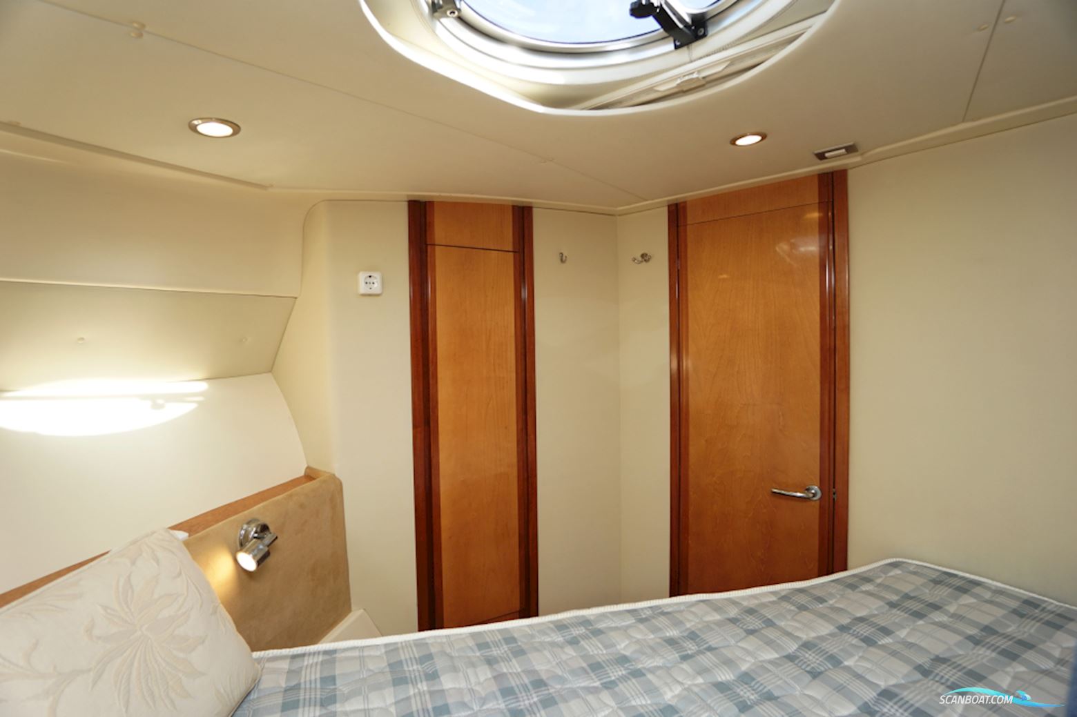 Rodman 30 Cruiser Flybridge