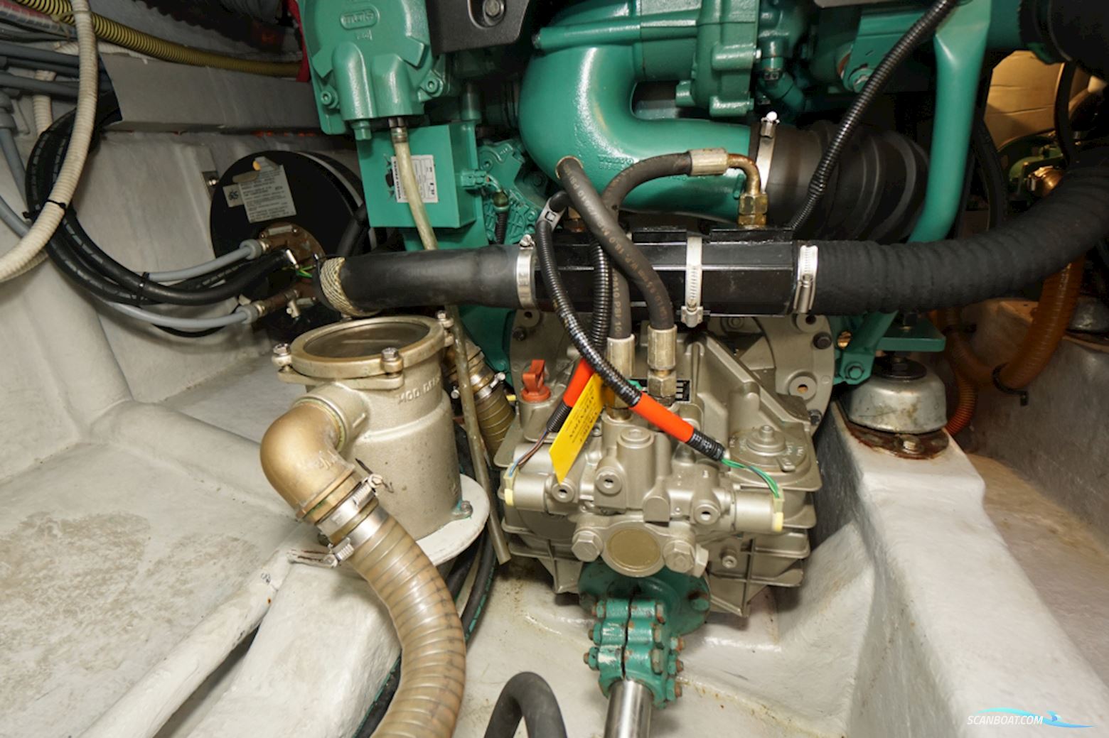 Rodman 30 Cruiser Flybridge