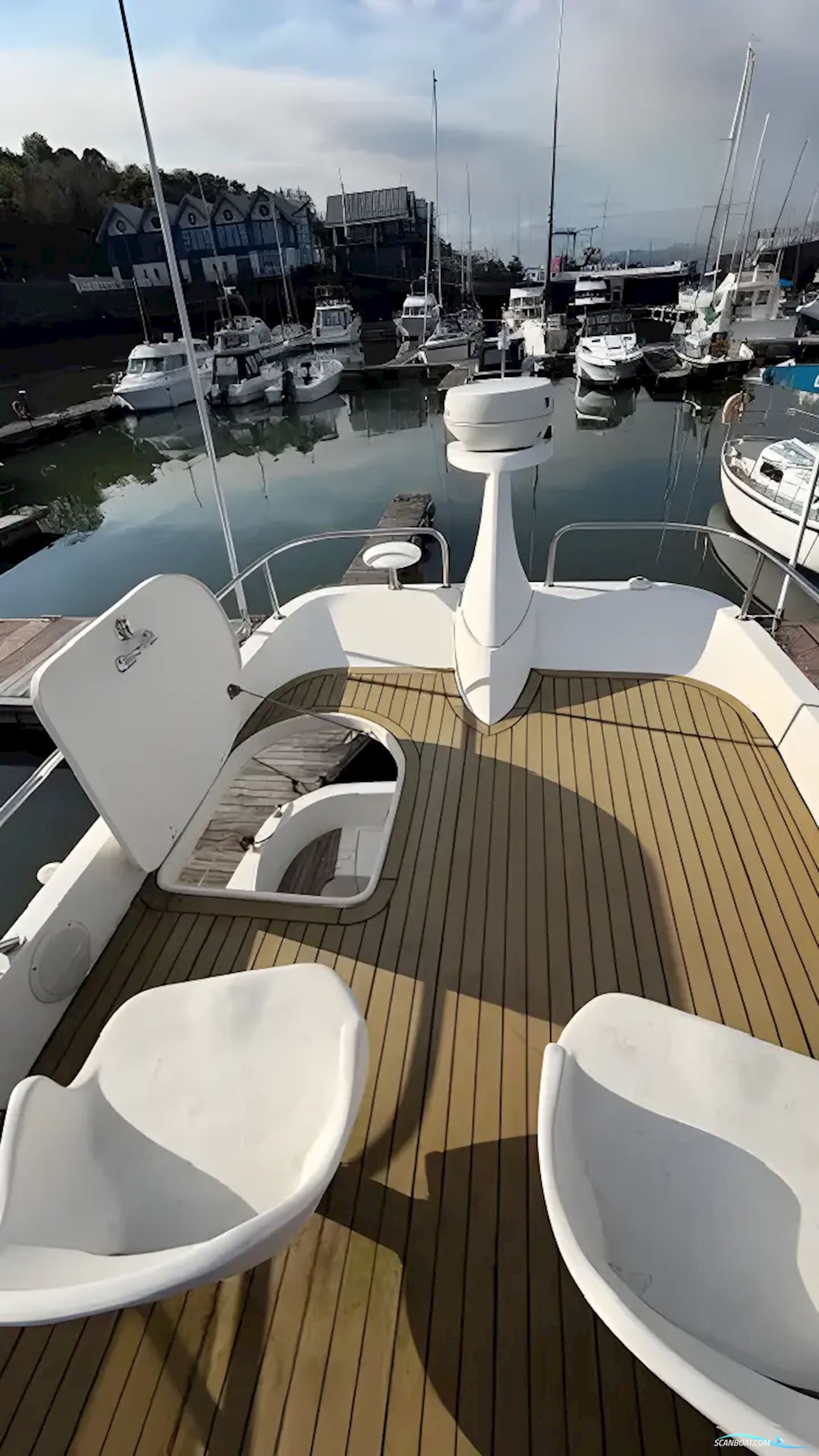Rodman 30 Cruiser Flybridge