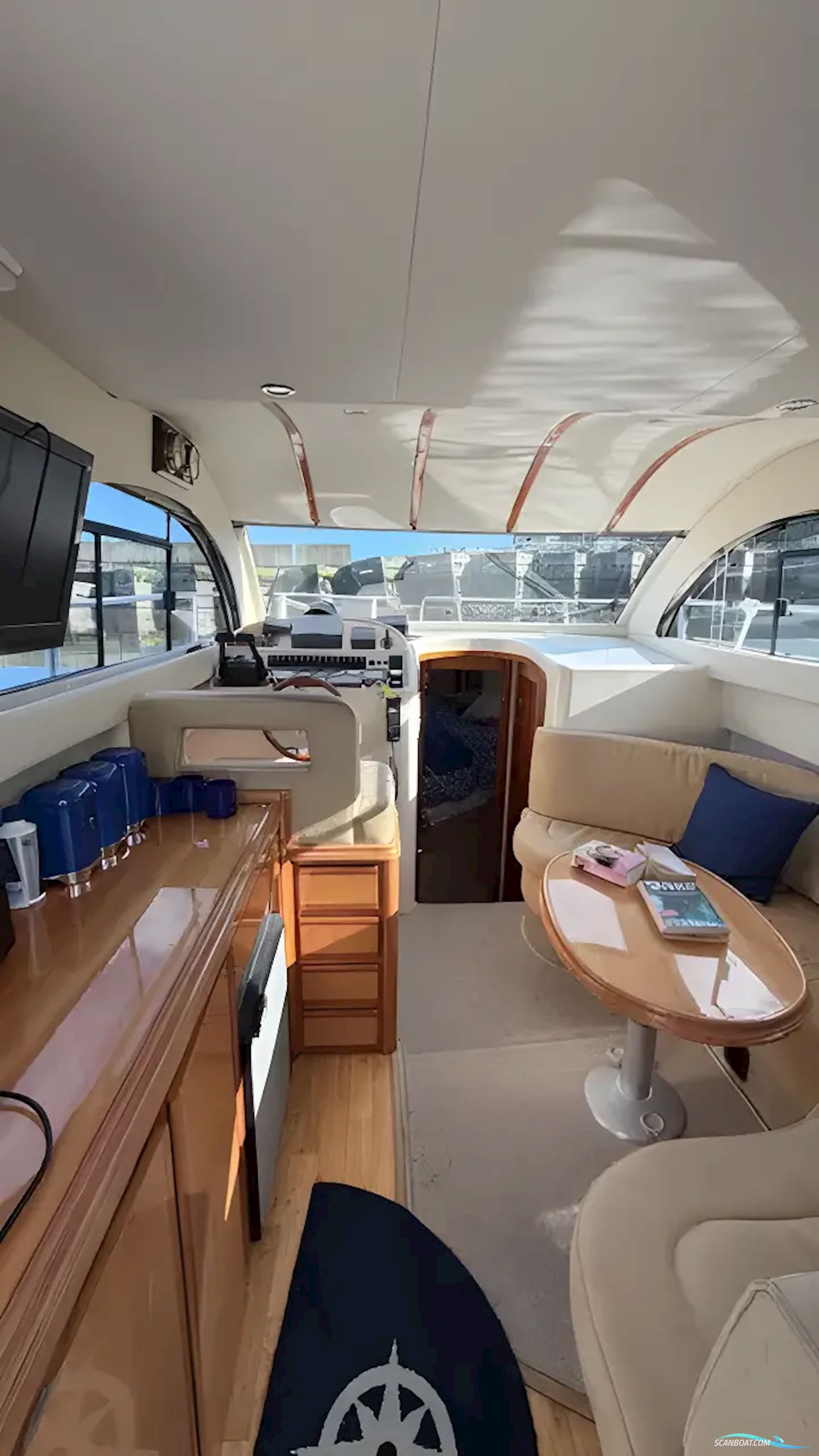 Rodman 30 Cruiser Flybridge