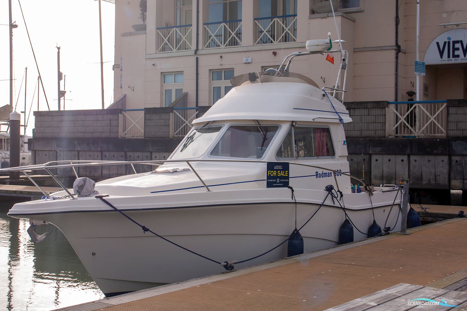 Rodman 800 Flybridge