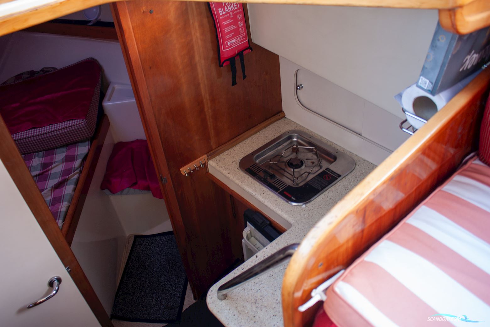 Rodman 800 Flybridge