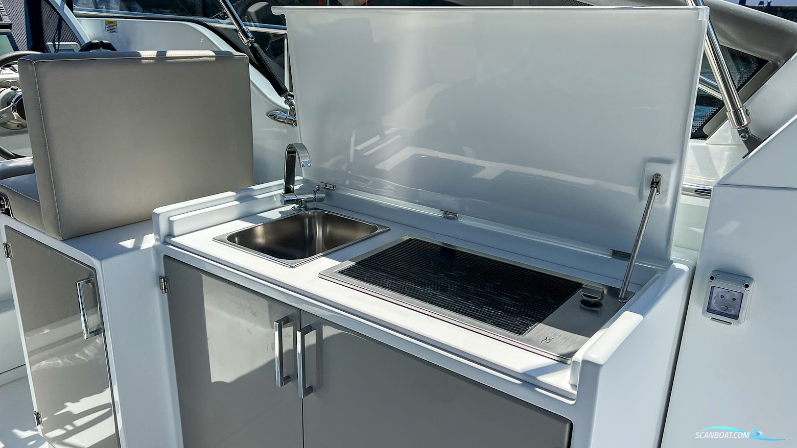 Rodman Spirit 31 Open Inboard