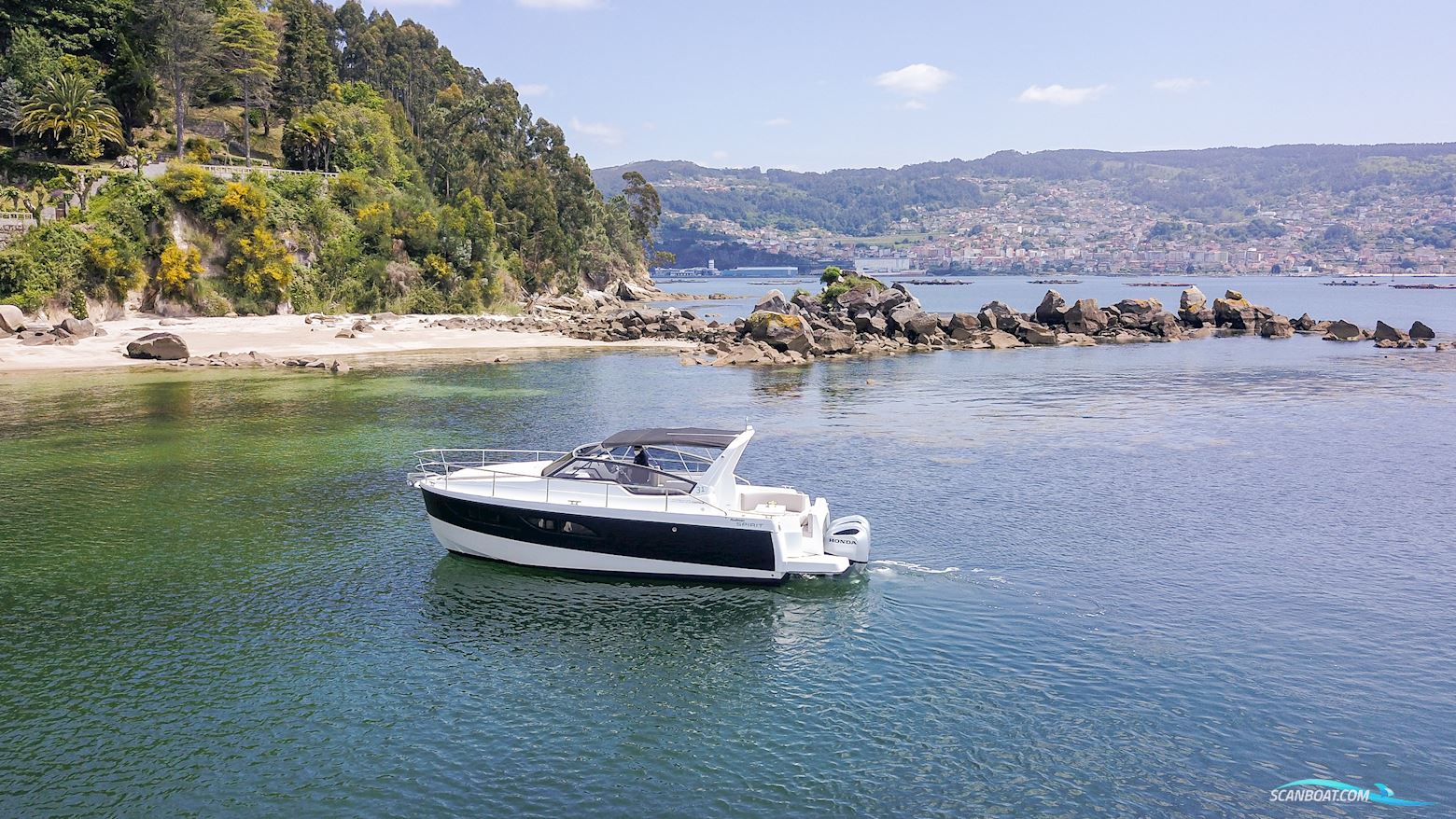 Rodman Spirit 31 Open Outboard