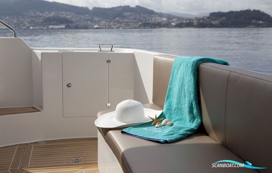 Rodman Spirit 42 Flybridge