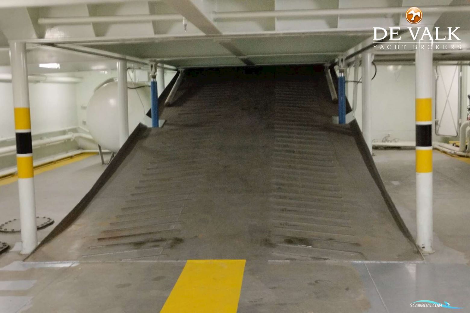 RO/PAX DOUBLE ENDED FERRY 107 M