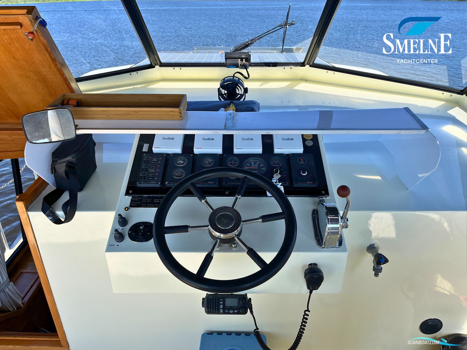 Roukema Explorer 44
