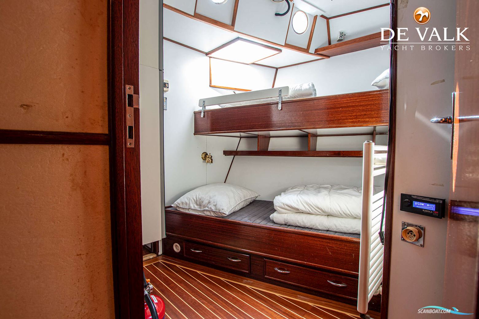 Round Bilged Motor Kotter