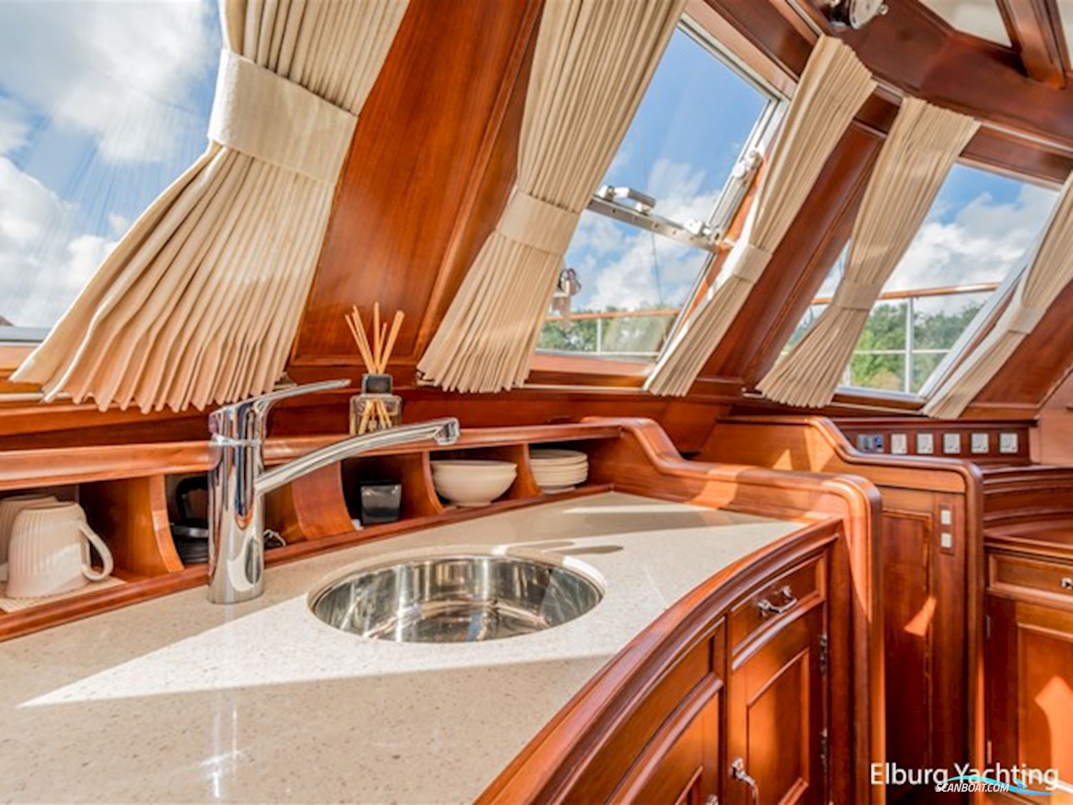 Roundbilge Lunstroo - 56