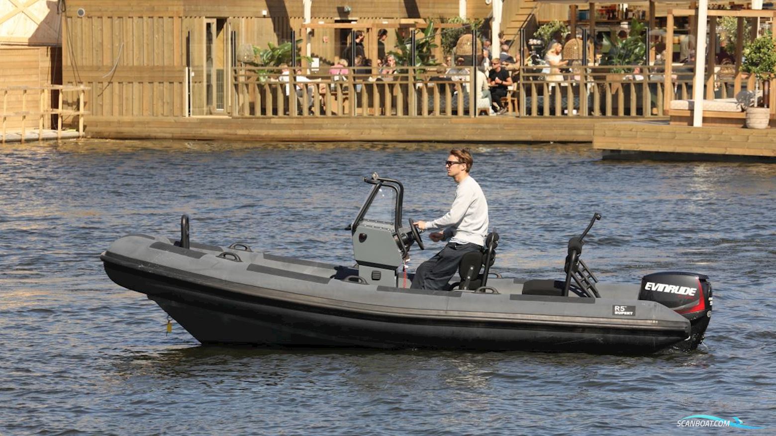 RUPERT R5 Motorbåd 2015, med Evinrude motor, Sverige