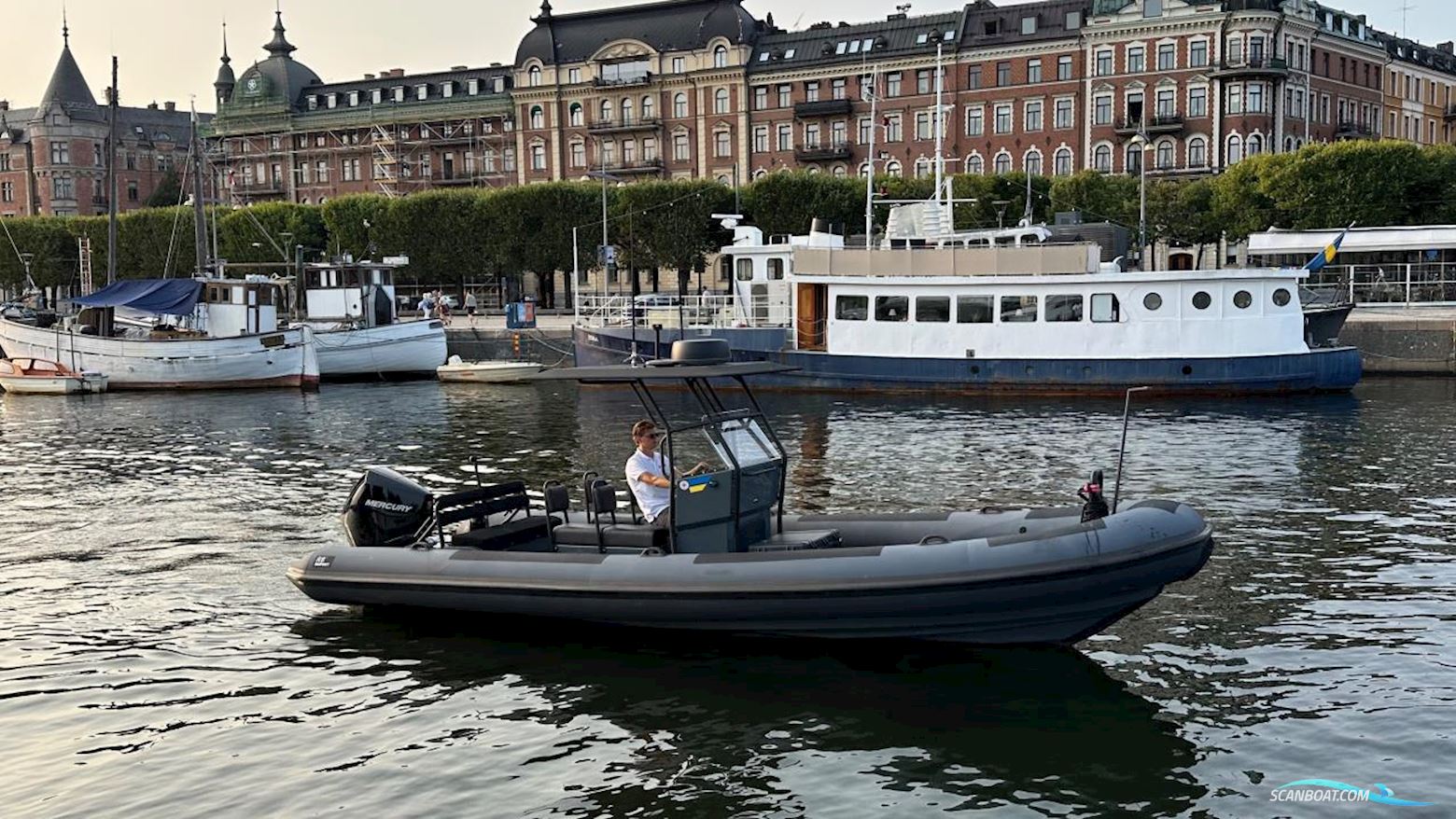 Rupert R8 Motorbåd 2021, med Mercury motor, Sverige