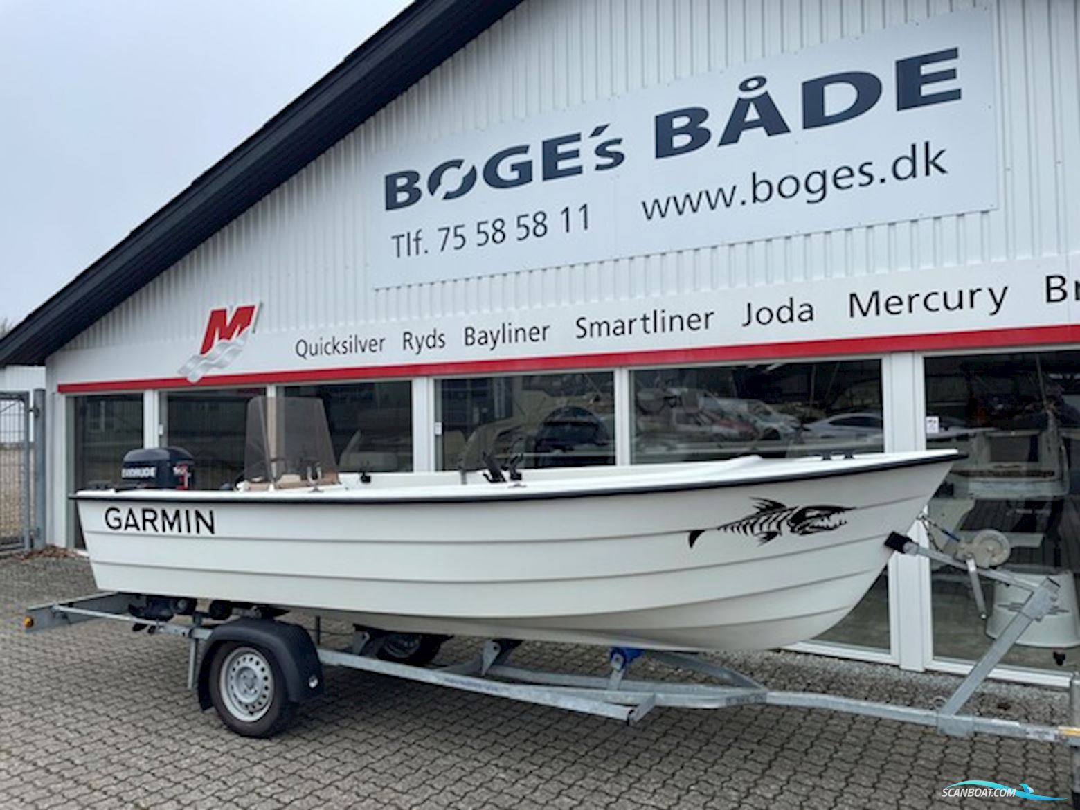 Ryds 480 S med 25 hk Evinrude 3 cylindret 2-takt og Variant 500 kg bådtrailer - Engros salg