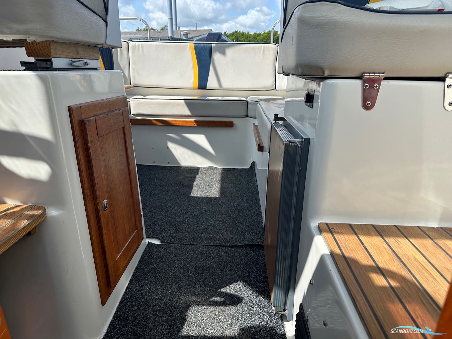 Ryds 695 Family Hardtop