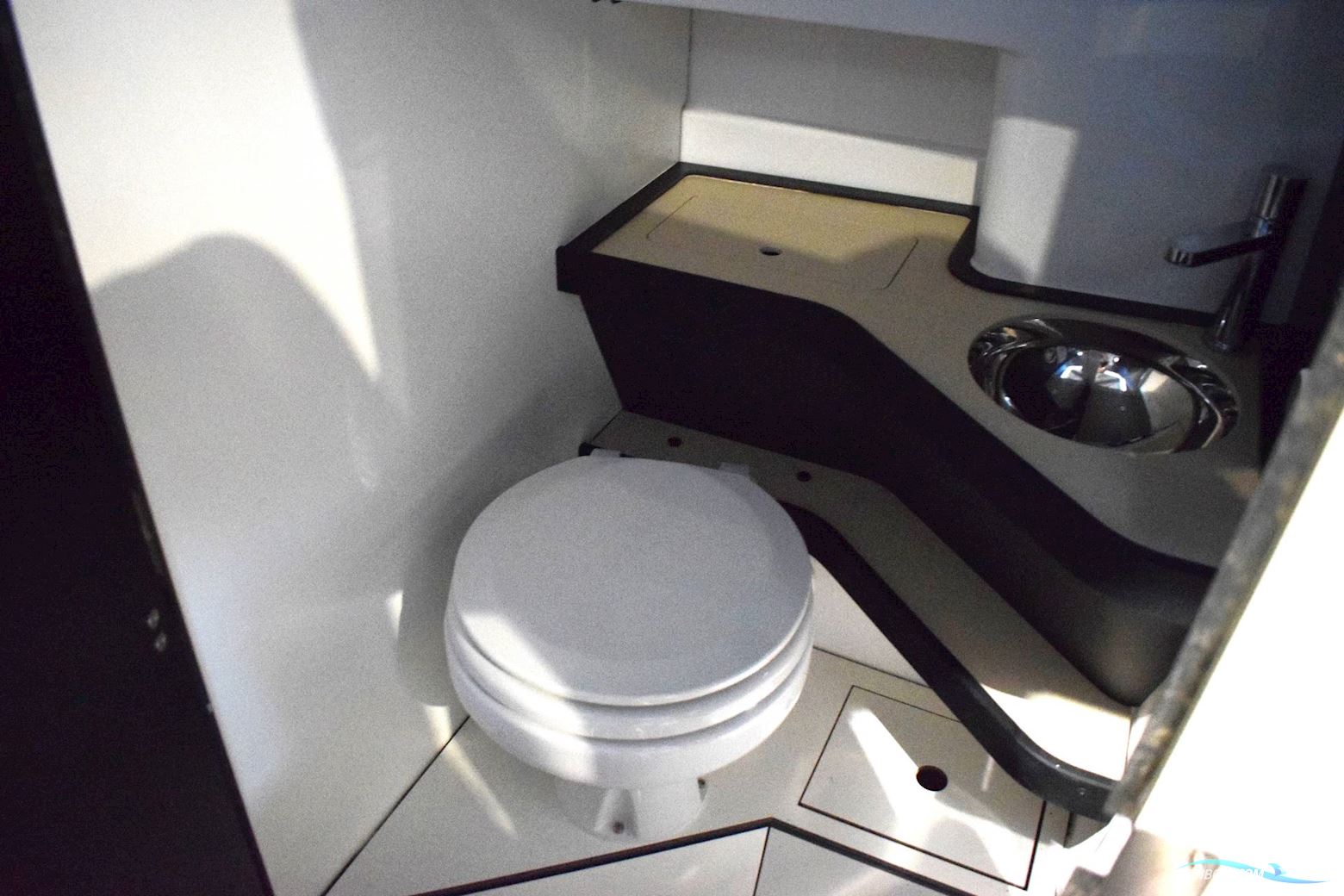 Ryds 735VI - 250 HK Yamaha/Udstyr