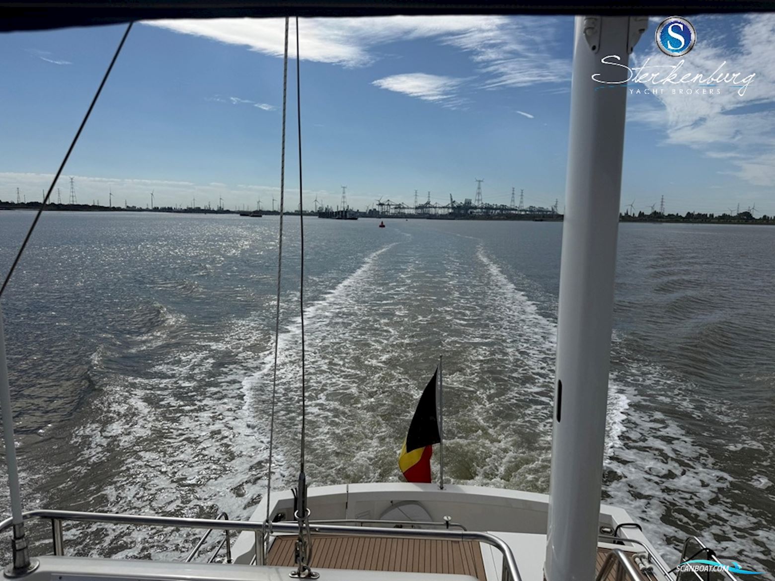 Sabre Yachts Sabreline 47