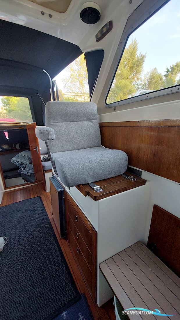 Saga 27 Motorbåd 1986, med VOLVO Penta D2-F60  motor, Kroatien