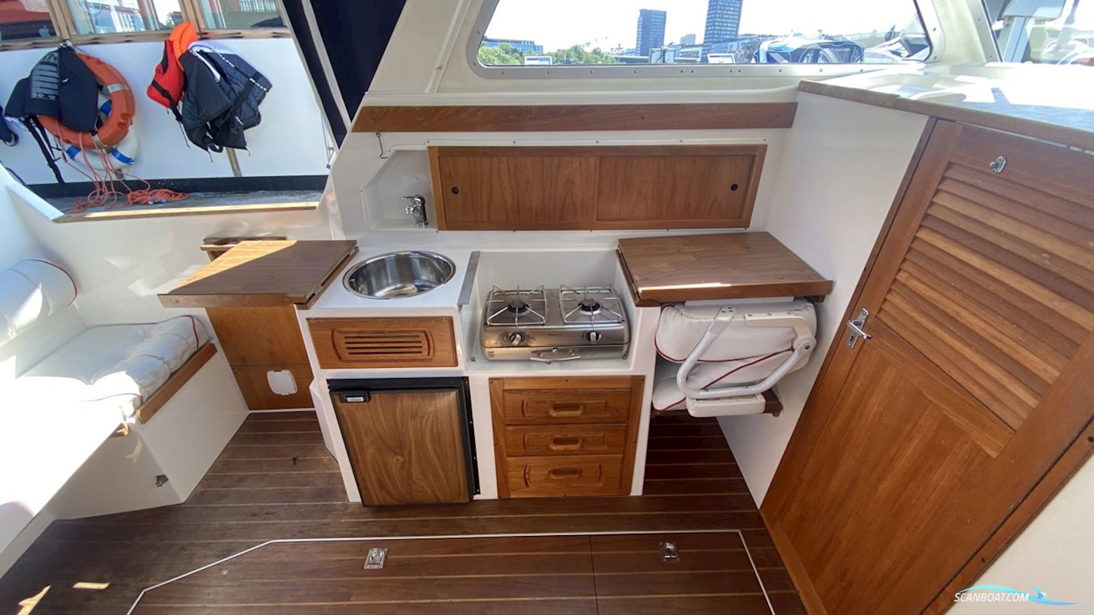 Saga 27