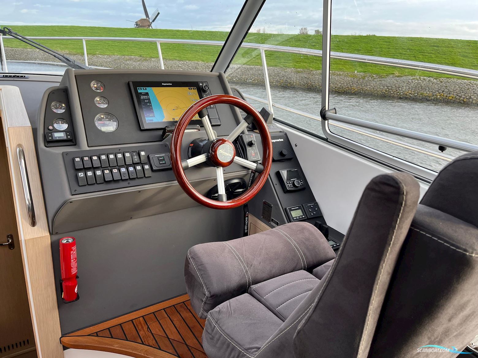 Saga 385