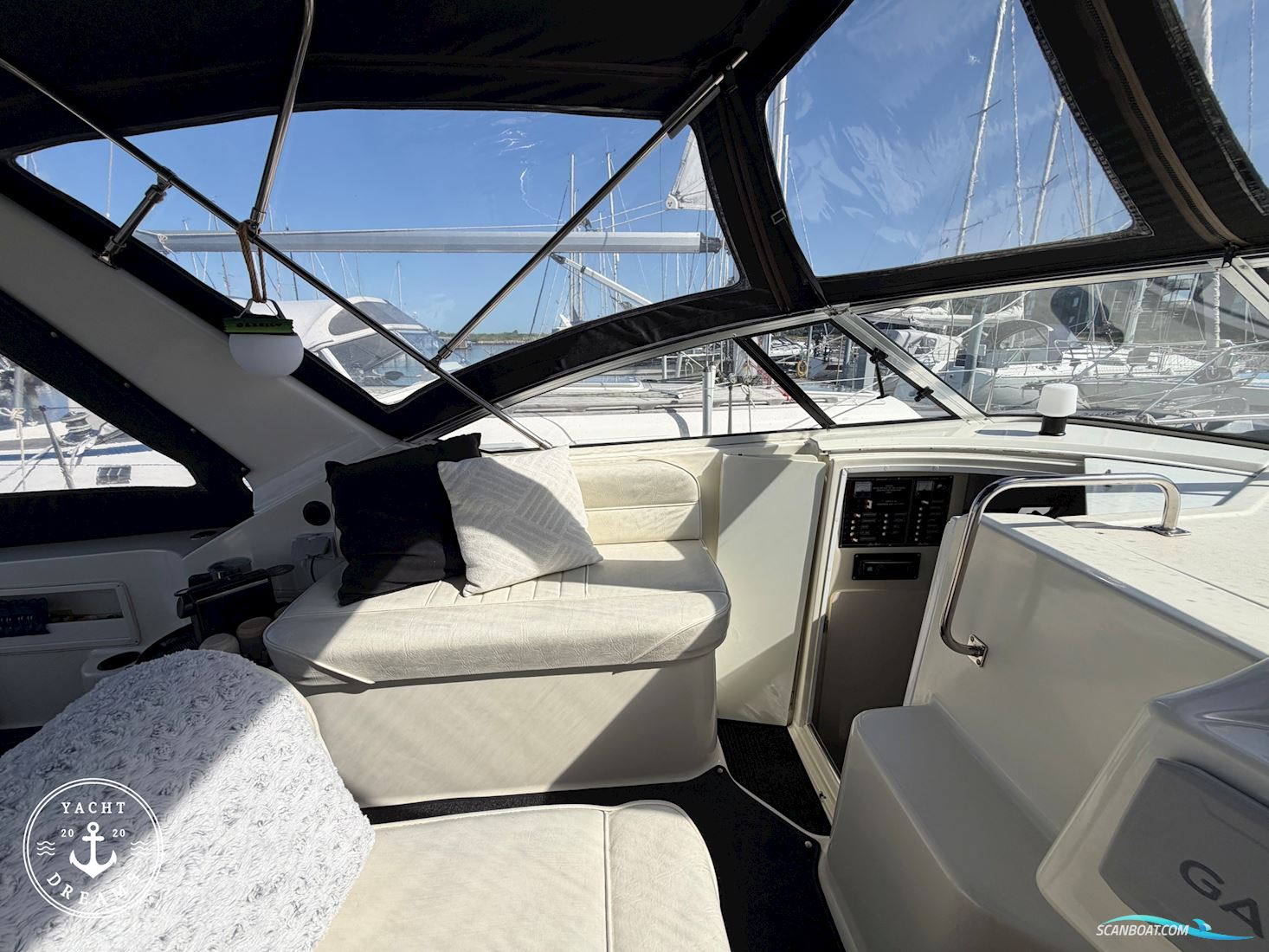 Sanboat Cuddy 980