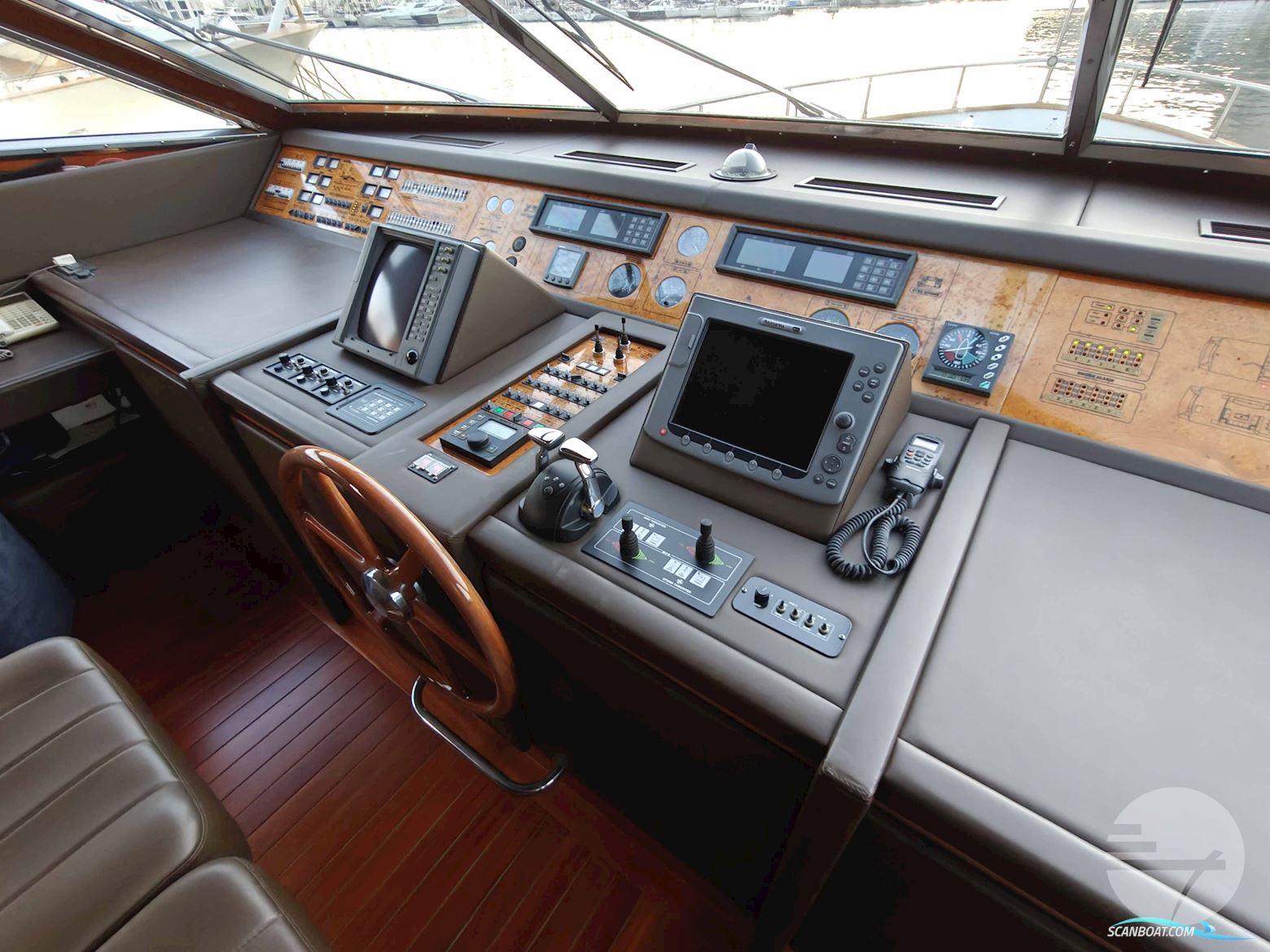 Sanlorenzo SL82