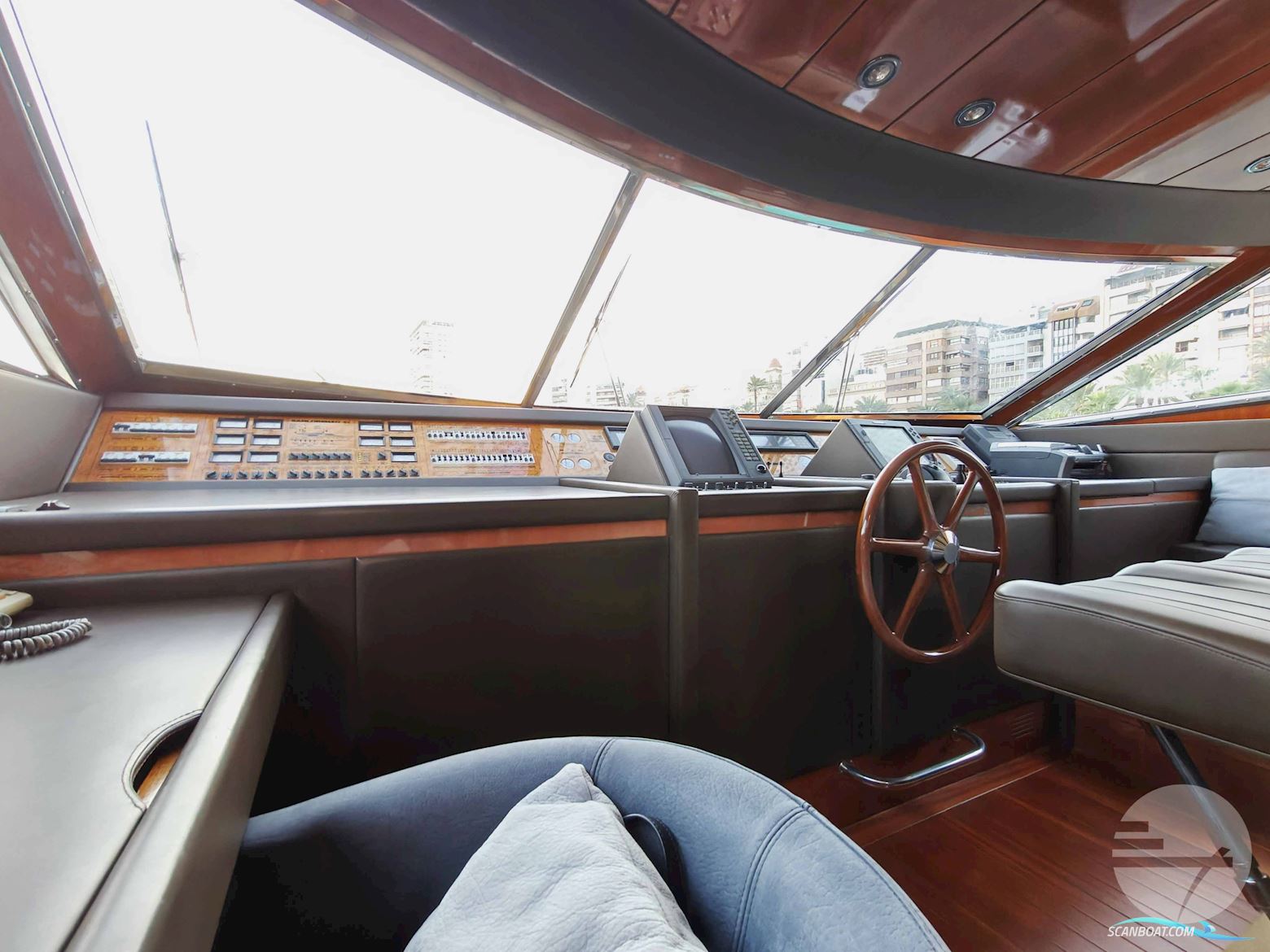 Sanlorenzo SL82