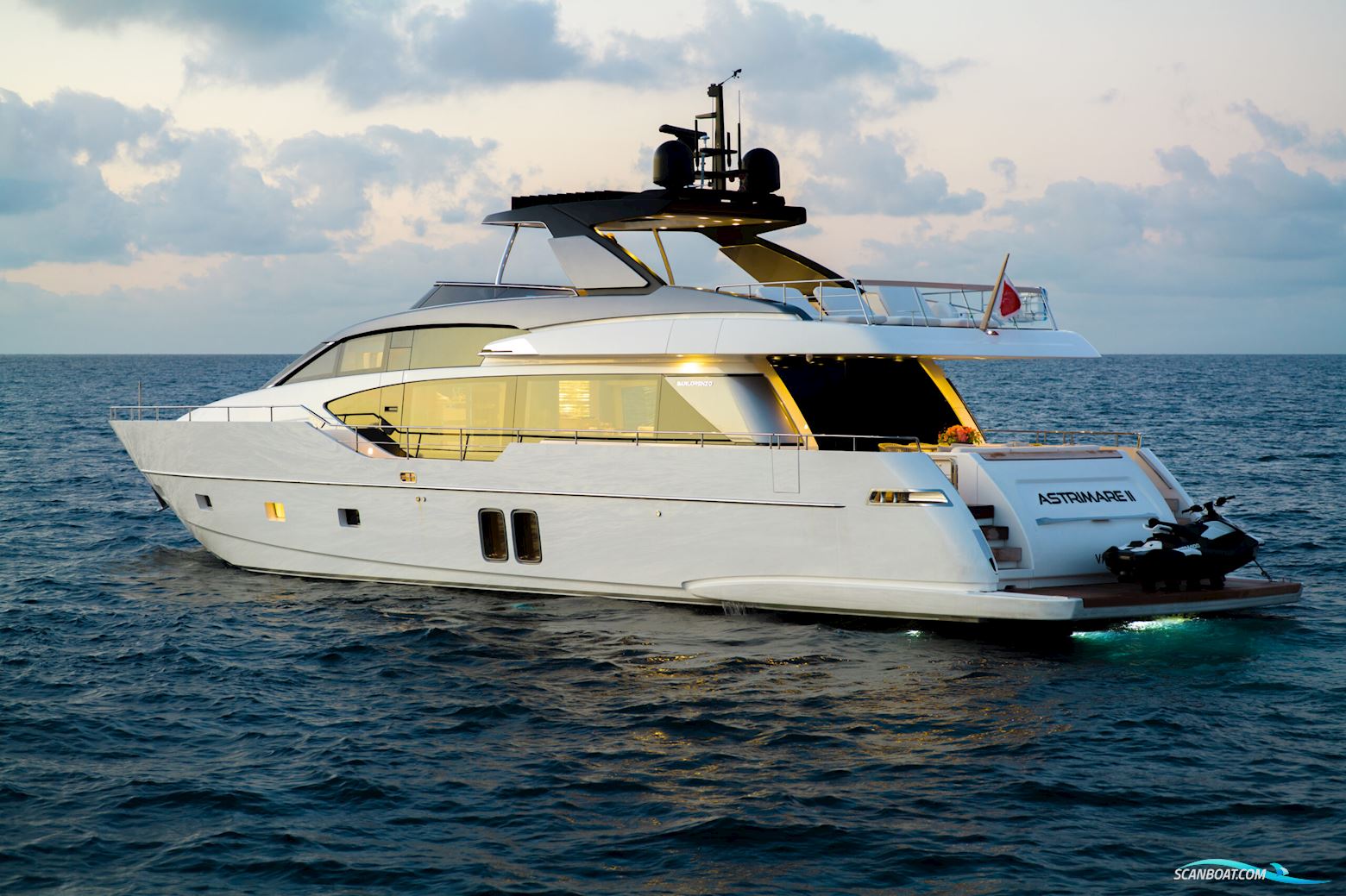 Sanlorenzo Sl86