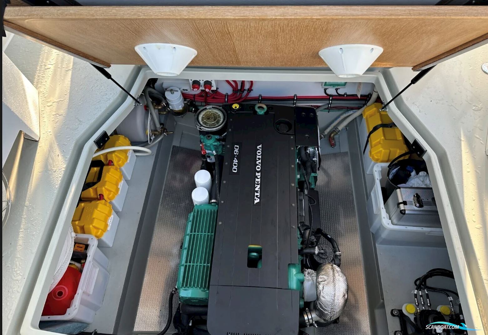 Sargo 31 Aft Door