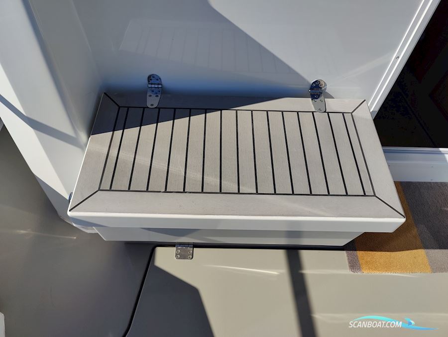Sargo 31 Explorer