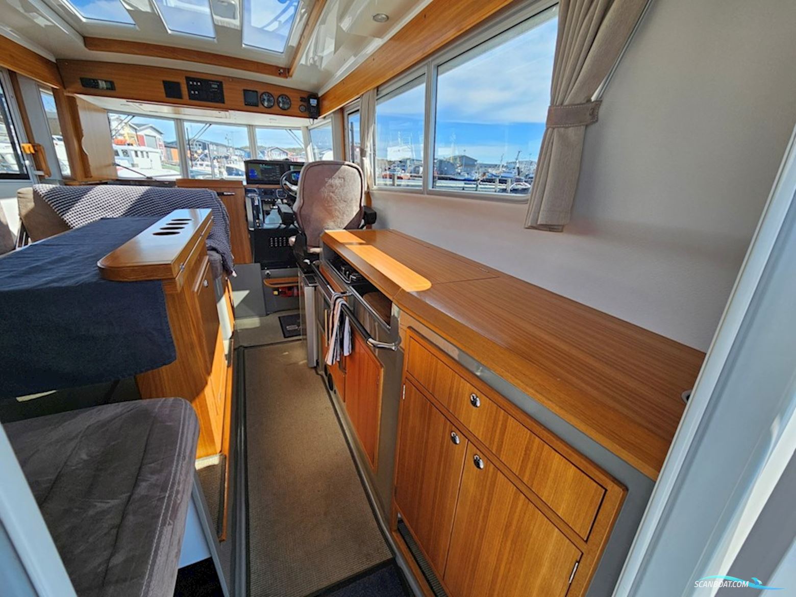 Sargo 33 Explorer