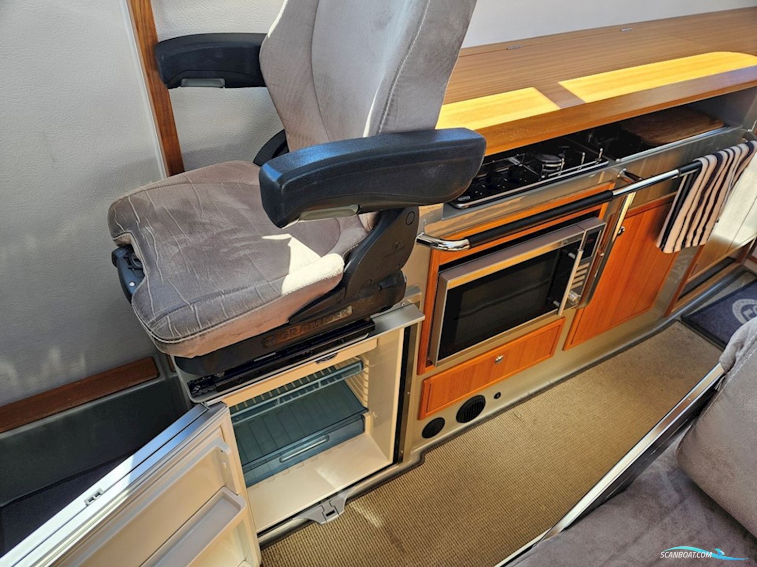 Sargo 33 Explorer