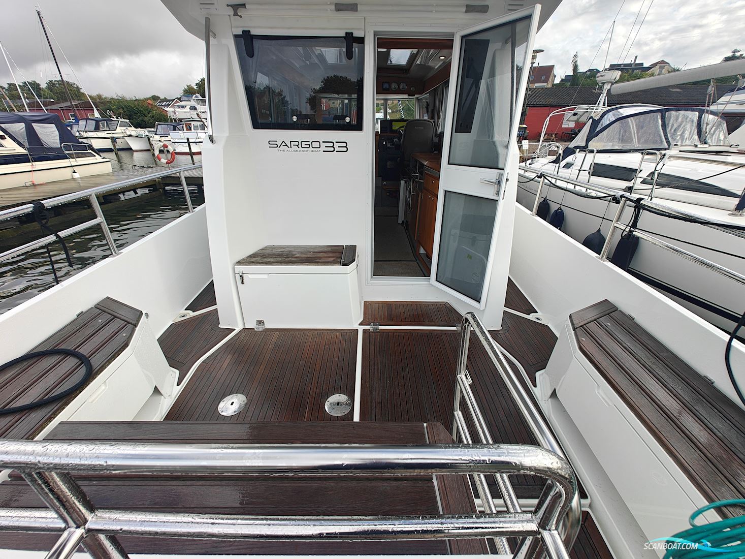 Sargo 33