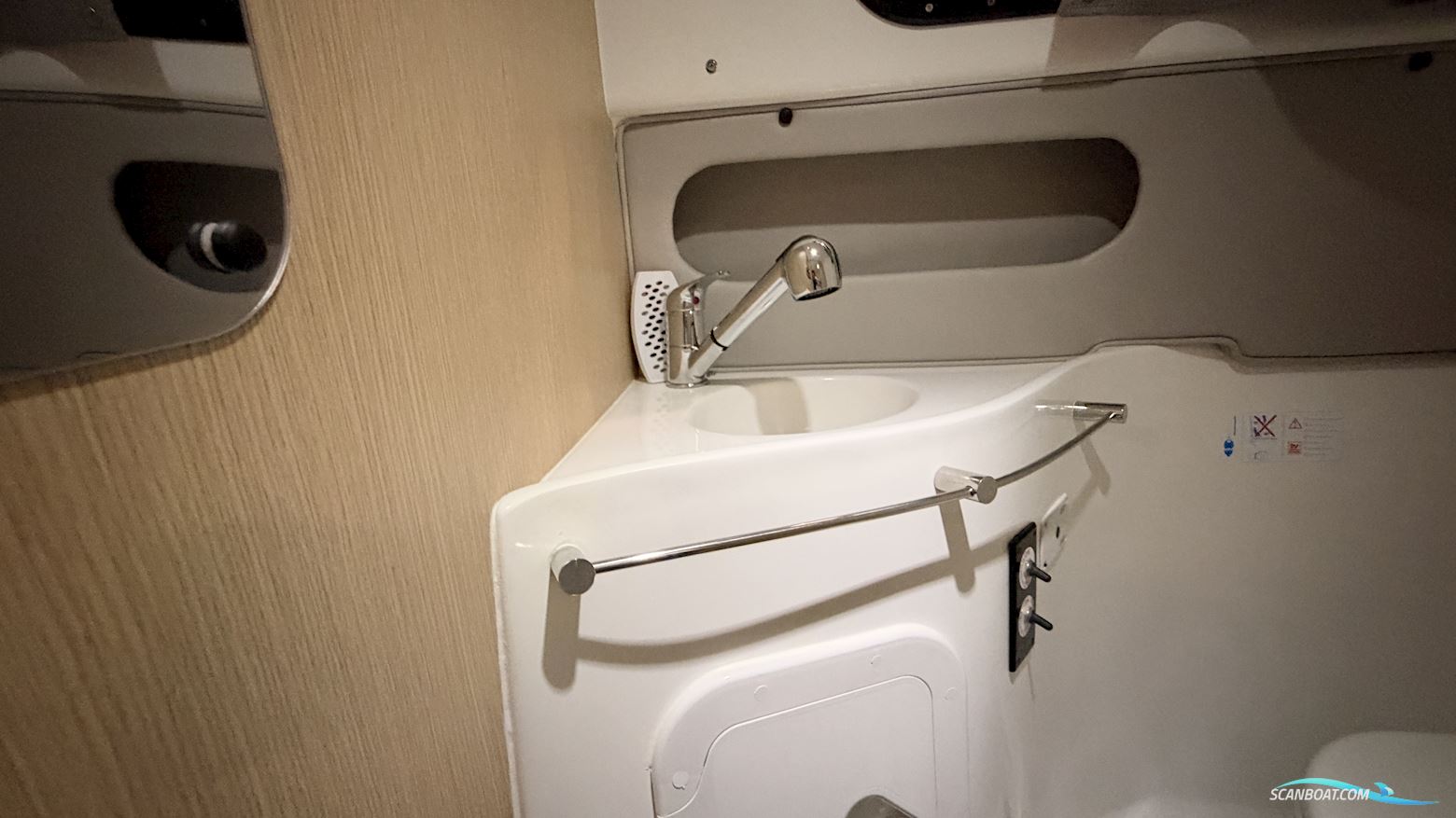 Saver 690 Cabin Sport