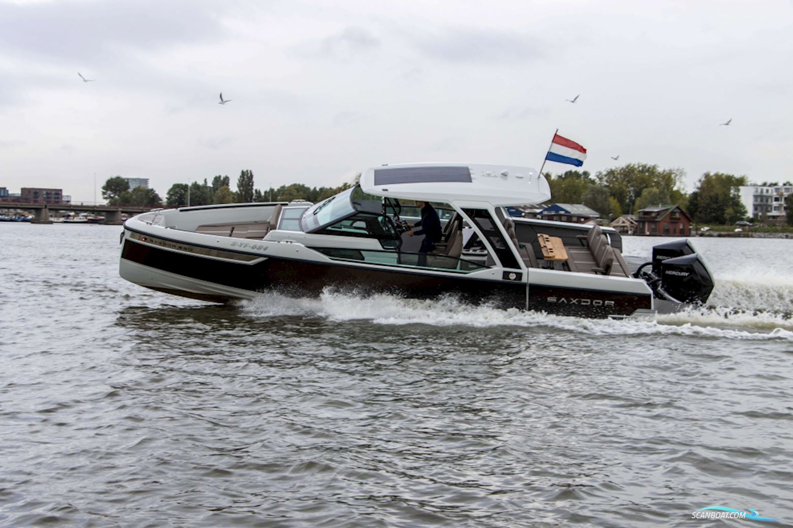 Saxdor Yachts 320 Gto Motorbåd 2024, med Mercury motor, Holland