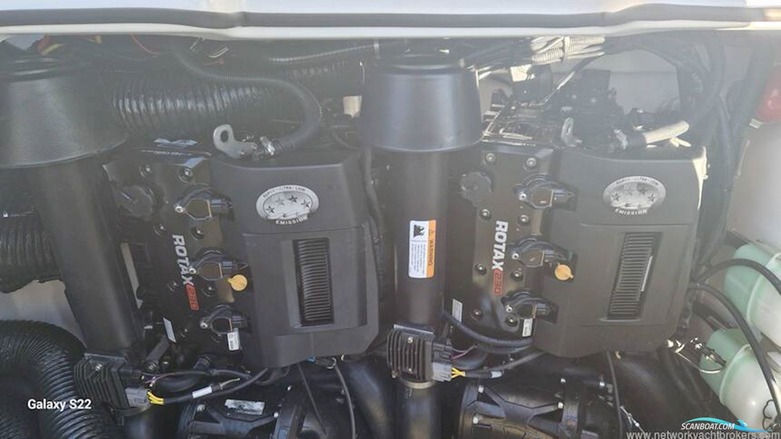 SCARAB 255 Wake Edition