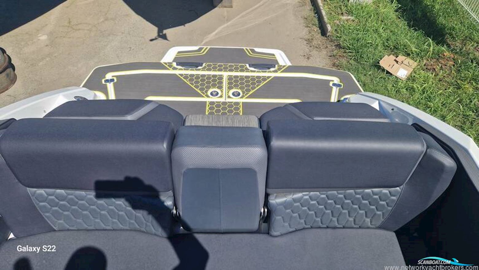 SCARAB 255 Wake Edition