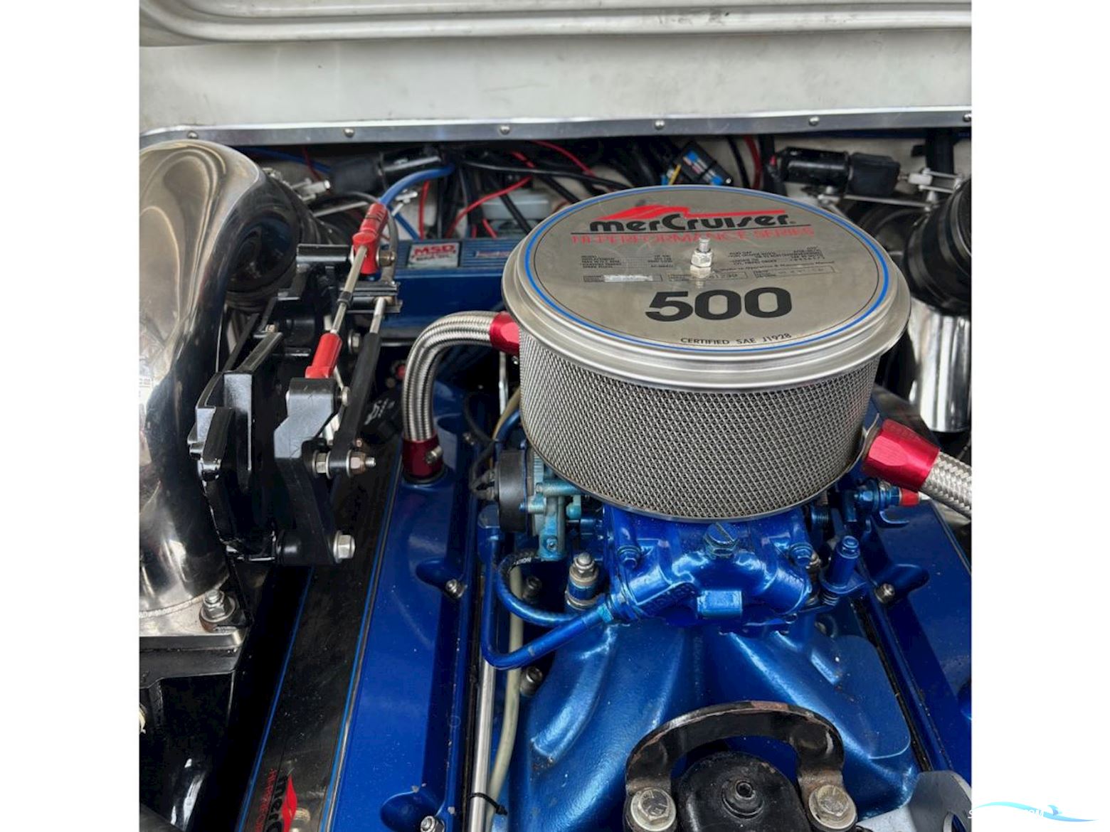 SCARAB 33 AVS 2  x 500 HK.