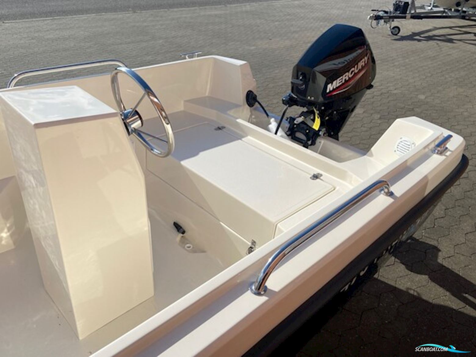 Sea Explorer 470 Premium m/Mercury F20 hk EL 4-takt EFI - KAMPAGNE !