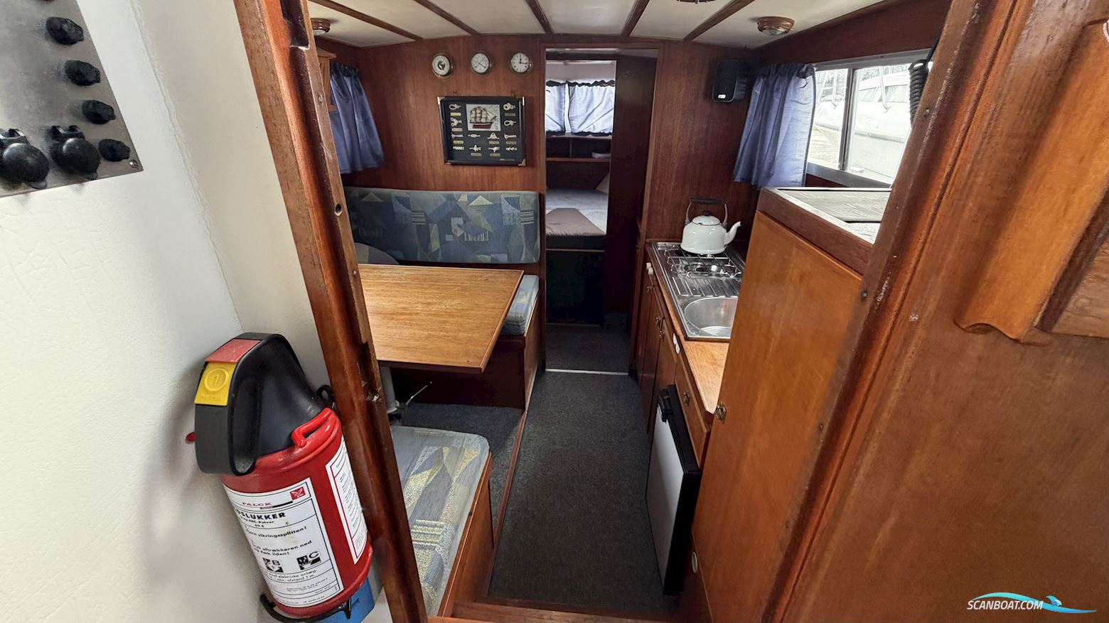 SEA MASTER 813