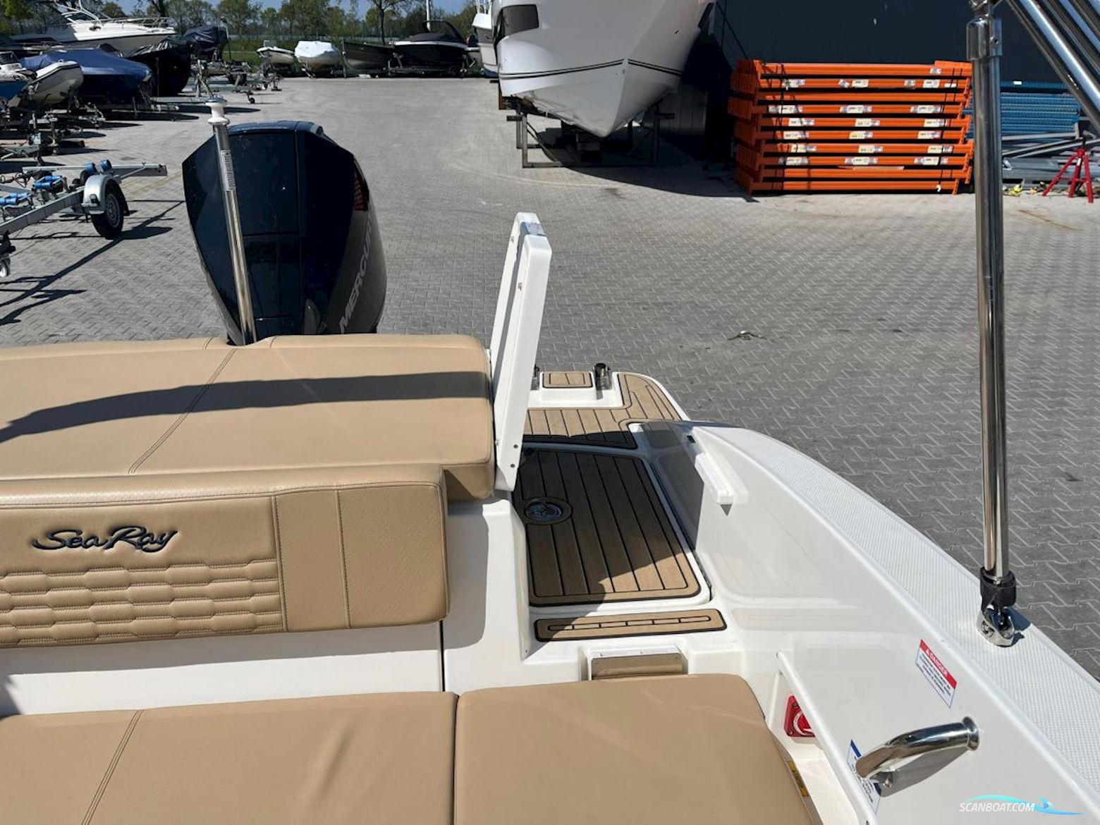Sea Ray  210 SPX Outboard