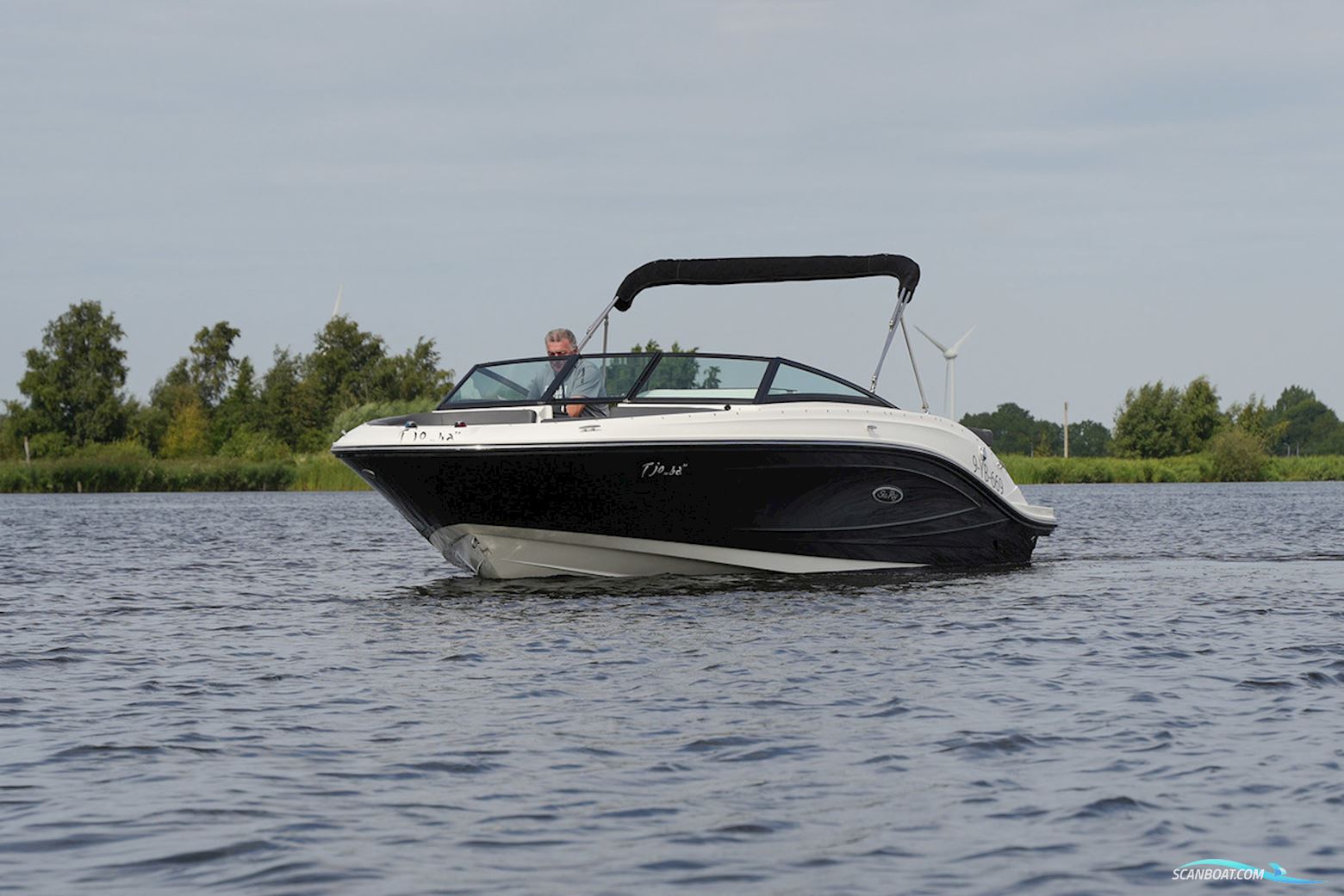 Sea Ray  SPX 230