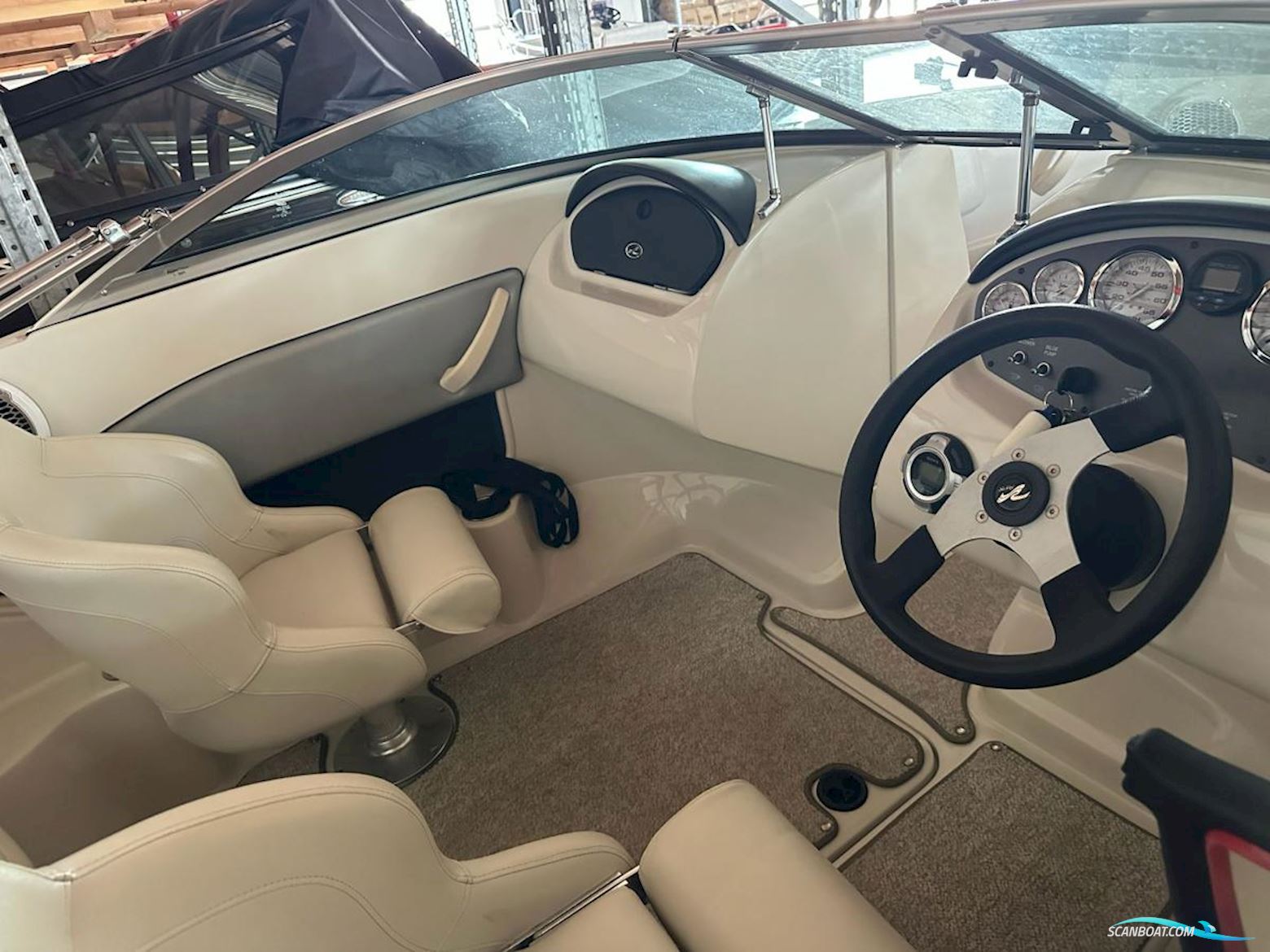 Sea Ray 185