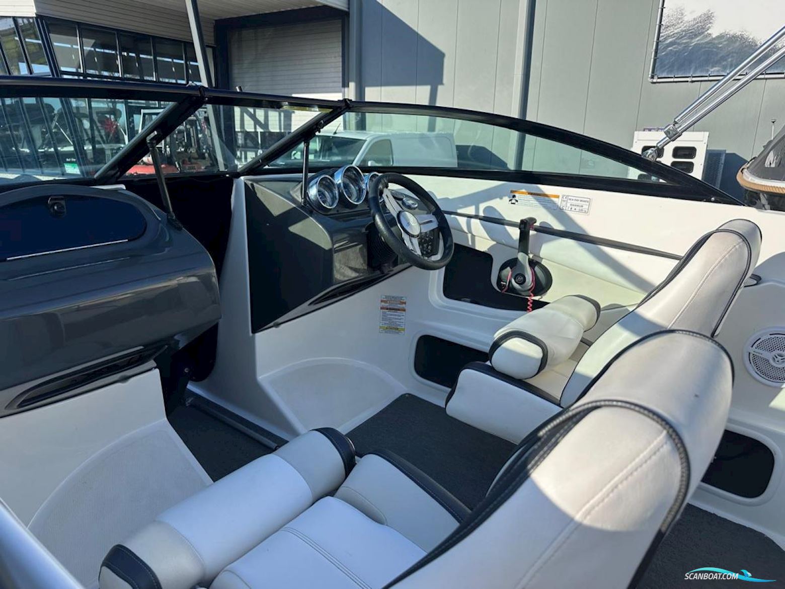 Sea Ray 190 Sport Bowrider