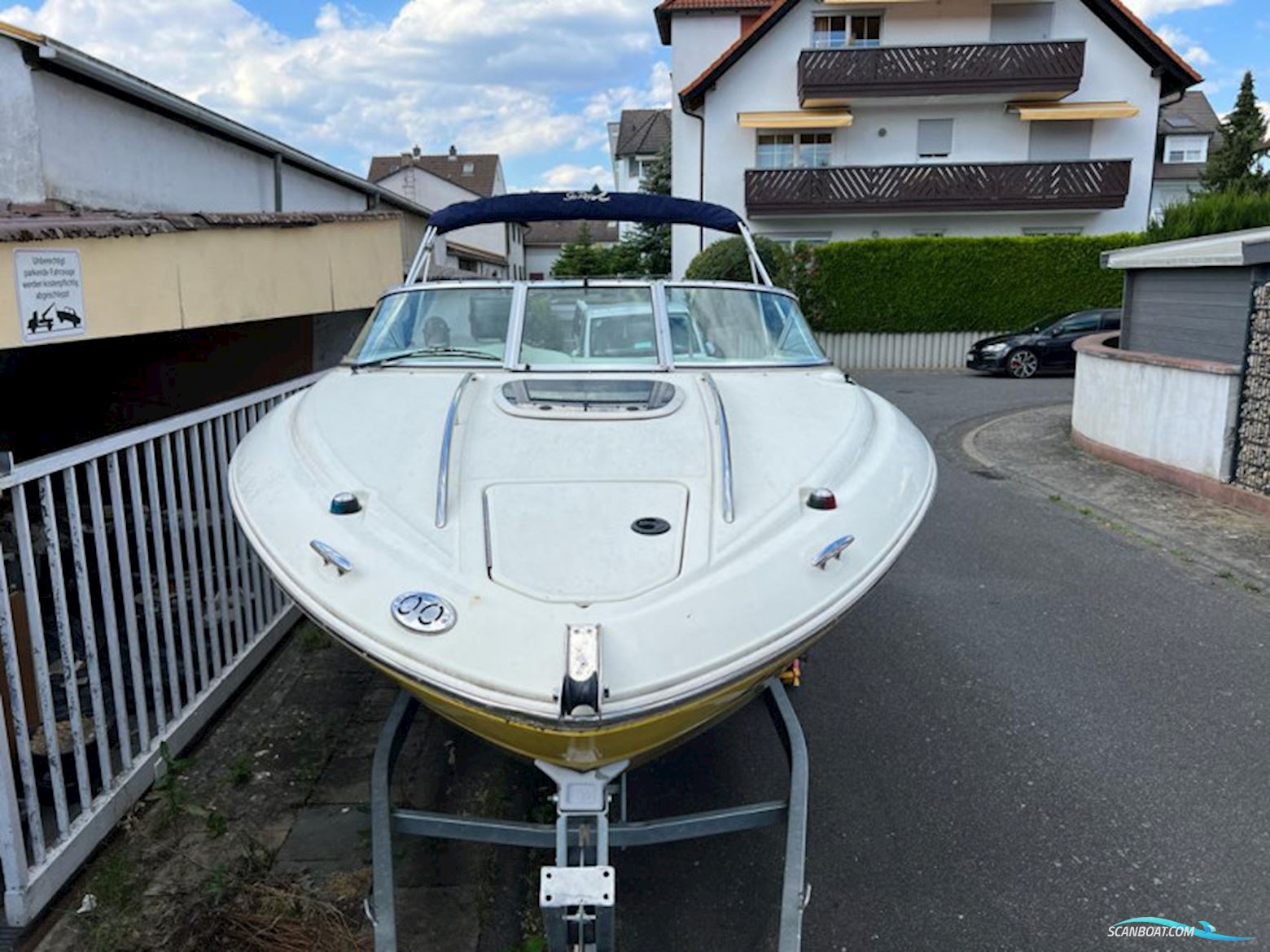 Sea Ray 220 SSE