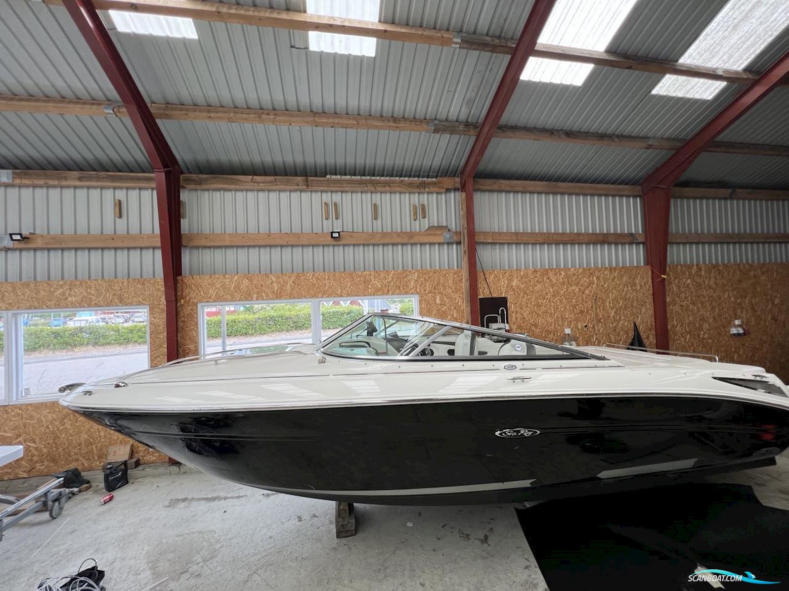 Sea Ray 220 Sun Sport