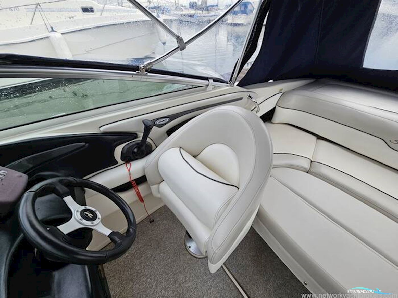 Sea Ray 240 Overnighter