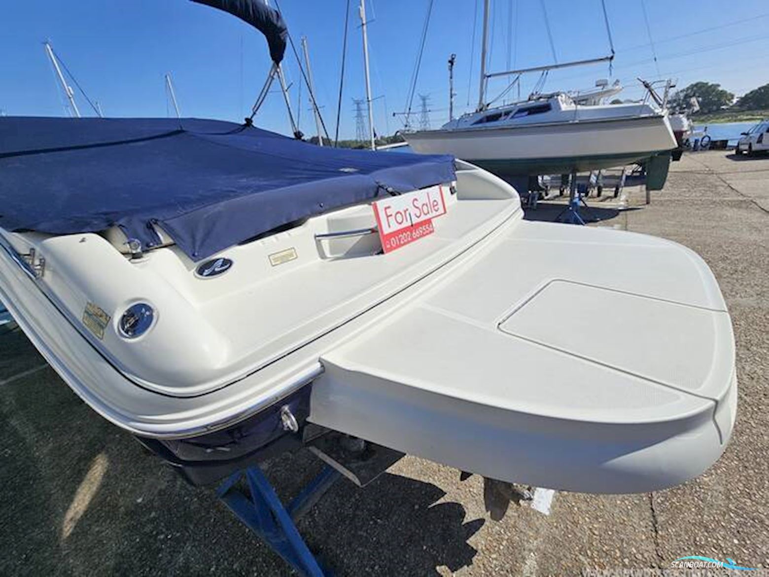 Sea Ray 240 Overnighter