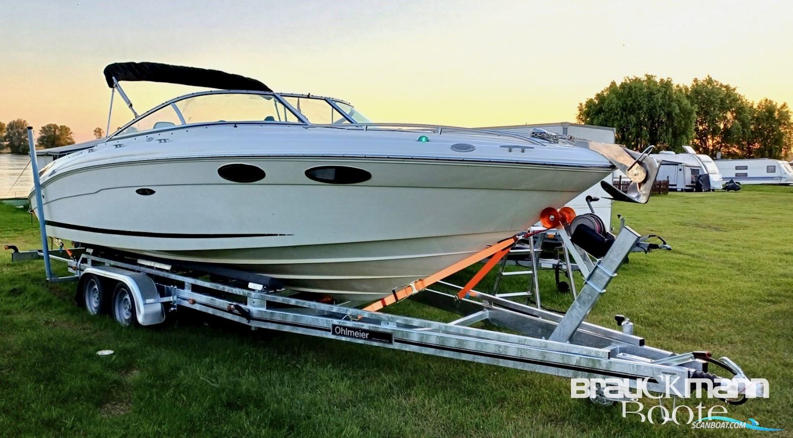Sea Ray 240 SSE Sunsport